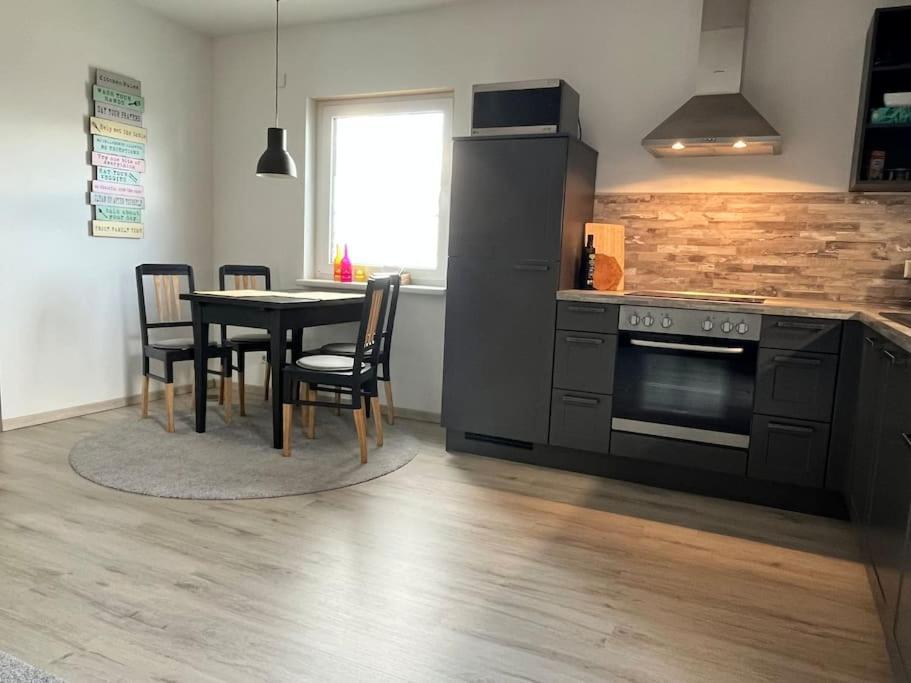 Appartement Buechensaal Mit Stellplatz Erlensee Bagian luar foto